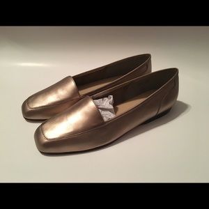 Vintage Enzo Angiolini Bronze Leather Loafers